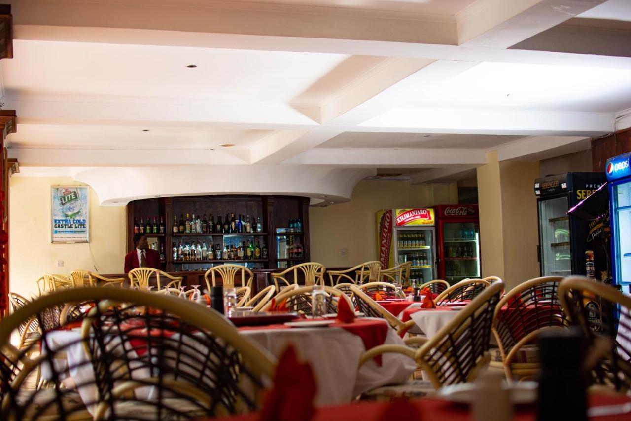Impala Hotel 阿鲁沙 外观 照片